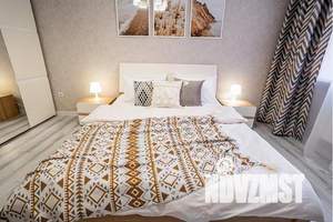 2-к квартира, посуточно, 65м2, 3/17 этаж