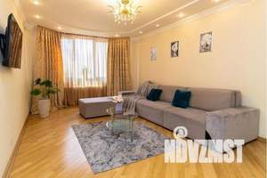 3-к квартира, посуточно, 132м2, 8/17 этаж