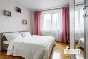 1-к квартира, посуточно, 48м2, 1/1 этаж