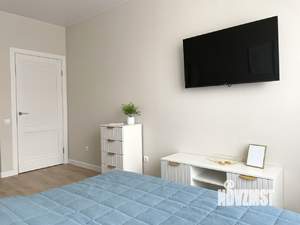 1-к квартира, посуточно, 38м2, 13/16 этаж