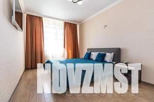 2-к квартира, посуточно, 70м2, 15/17 этаж