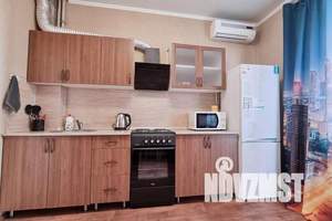 1-к квартира, посуточно, 40м2, 7/16 этаж