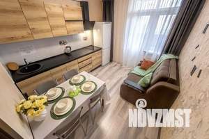 1-к квартира, посуточно, 40м2, 10/18 этаж