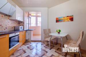 1-к квартира, посуточно, 40м2, 11/16 этаж