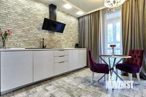 1-к квартира, посуточно, 42м2, 1/1 этаж