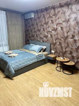 1-к квартира, посуточно, 39м2, 8/17 этаж