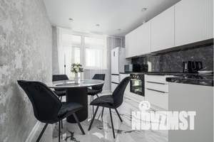 2-к квартира, посуточно, 70м2, 8/23 этаж