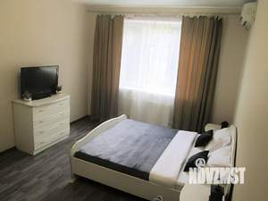 1-к квартира, посуточно, 42м2, 2/17 этаж