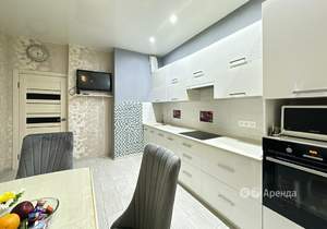 1-к квартира, на длительный срок, 65м2, 5/19 этаж