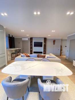 4-к квартира, на длительный срок, 200м2, 4/22 этаж