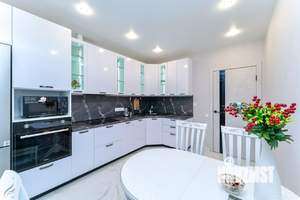 1-к квартира, на длительный срок, 56м2, 12/22 этаж