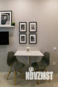 Студия квартира, посуточно, 23м2, 1/15 этаж