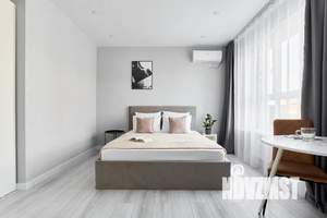 Студия квартира, посуточно, 26м2, 3/24 этаж