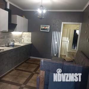 1-к квартира, посуточно, 45м2, 8/18 этаж