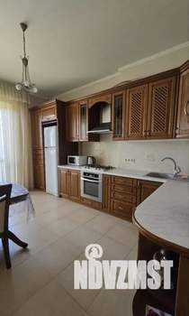 2-к квартира, посуточно, 84м2, 3/7 этаж