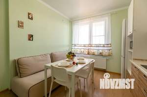 1-к квартира, посуточно, 42м2, 7/24 этаж