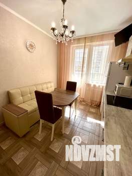 1-к квартира, посуточно, 43м2, 8/24 этаж