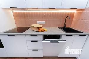 1-к квартира, посуточно, 40м2, 18/22 этаж