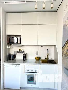 Студия квартира, посуточно, 25м2, 16/17 этаж