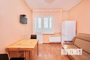 1-к квартира, посуточно, 40м2, 13/14 этаж