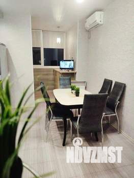 2-к квартира, посуточно, 75м2, 1/1 этаж