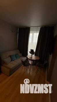 1-к квартира, посуточно, 39м2, 22/24 этаж
