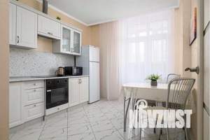 1-к квартира, посуточно, 40м2, 6/18 этаж