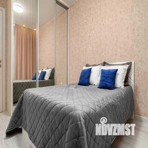 1-к квартира, посуточно, 37м2, 10/21 этаж