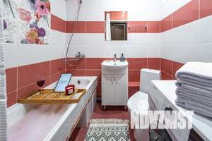 1-к квартира, посуточно, 40м2, 10/18 этаж