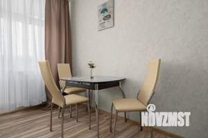 1-к квартира, посуточно, 42м2, 8/17 этаж