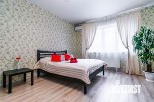 1-к квартира, посуточно, 50м2, 1/1 этаж