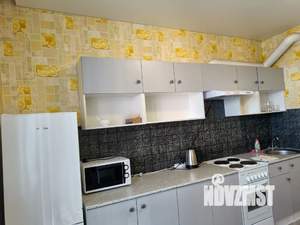 2-к квартира, посуточно, 61м2, 20/24 этаж