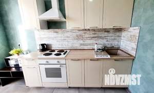 1-к квартира, посуточно, 42м2, 7/10 этаж