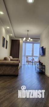 Студия квартира, посуточно, 49м2, 15/16 этаж