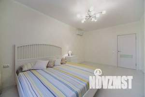 1-к квартира, посуточно, 41м2, 10/25 этаж