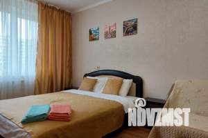 1-к квартира, посуточно, 40м2, 4/16 этаж