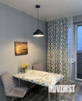 1-к квартира, посуточно, 44м2, 11/16 этаж