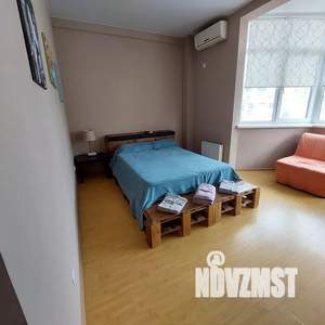 1-к квартира, посуточно, 40м2, 5/5 этаж
