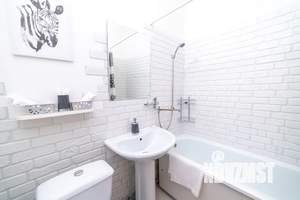 Студия квартира, посуточно, 25м2, 13/18 этаж