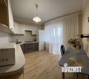 1-к квартира, посуточно, 39м2, 8/16 этаж