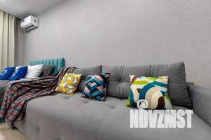 1-к квартира, посуточно, 37м2, 3/21 этаж