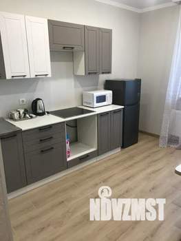 1-к квартира, посуточно, 38м2, 2/20 этаж