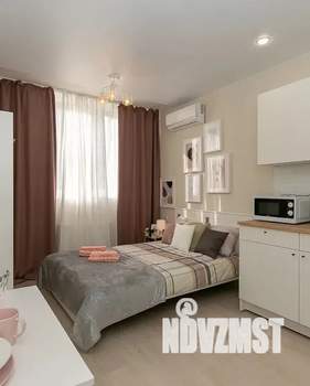 Студия квартира, посуточно, 17м2, 1/12 этаж