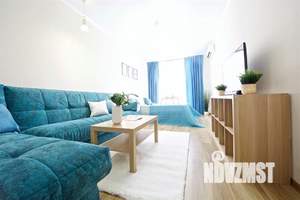 1-к квартира, посуточно, 40м2, 1/1 этаж