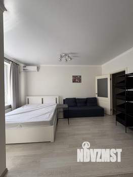 Студия квартира, на длительный срок, 32м2, 5/19 этаж