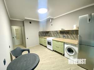 1-к квартира, на длительный срок, 42м2, 2/18 этаж