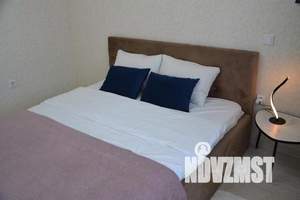 1-к квартира, посуточно, 35м2, 6/16 этаж