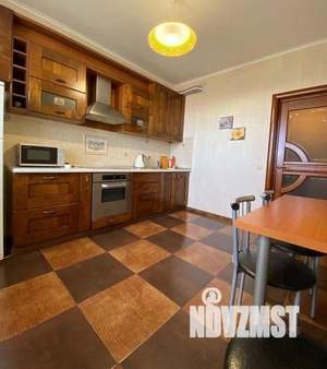 2-к квартира, посуточно, 64м2, 1/1 этаж