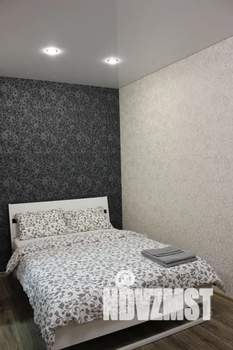 1-к квартира, посуточно, 42м2, 9/18 этаж