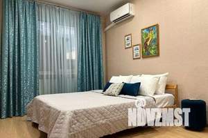 1-к квартира, посуточно, 37м2, 1/1 этаж